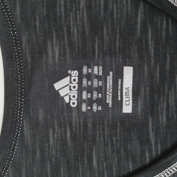 ✨3/$25✨ Adidas ClimaLite Lightweight Tank - XS - Picture 6 of 7